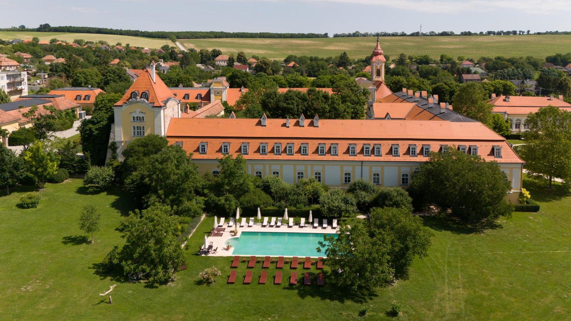 Hotel Chateau Béla Exterior foto